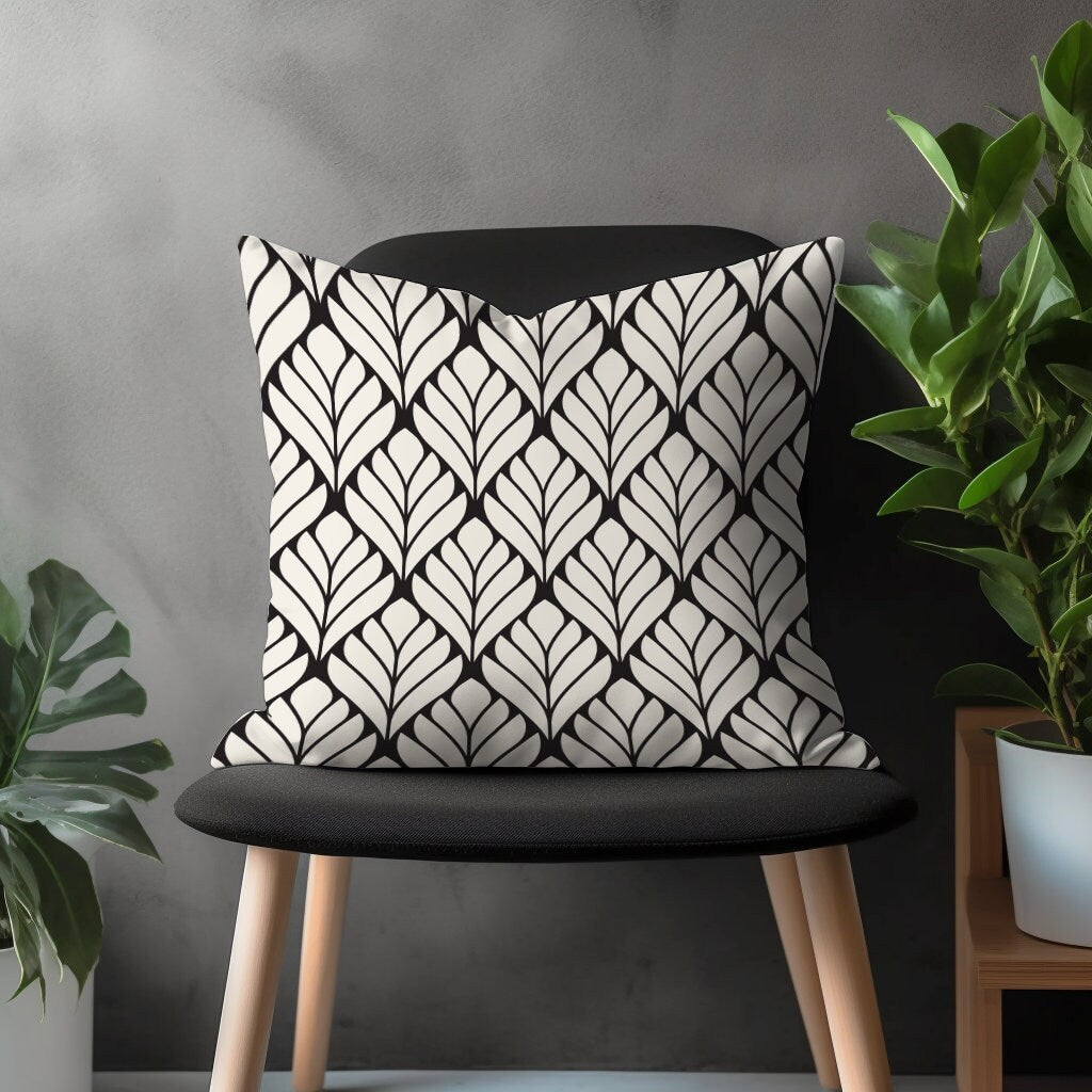 Retro Pillow Cover, Black & White Geometric Cushion Case, Modern Living Room Decoration, Boho Bedroom Throw Pillow Case, Housewarming Gift