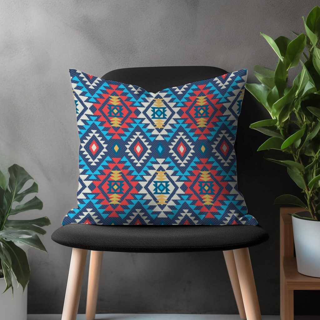 Aztec Kilim Pillow Cover, Ethnic Southwestern Bedroom Throw Pillow Sham, Traditional Farmhouse Decoration, Cottage Living Room Decor