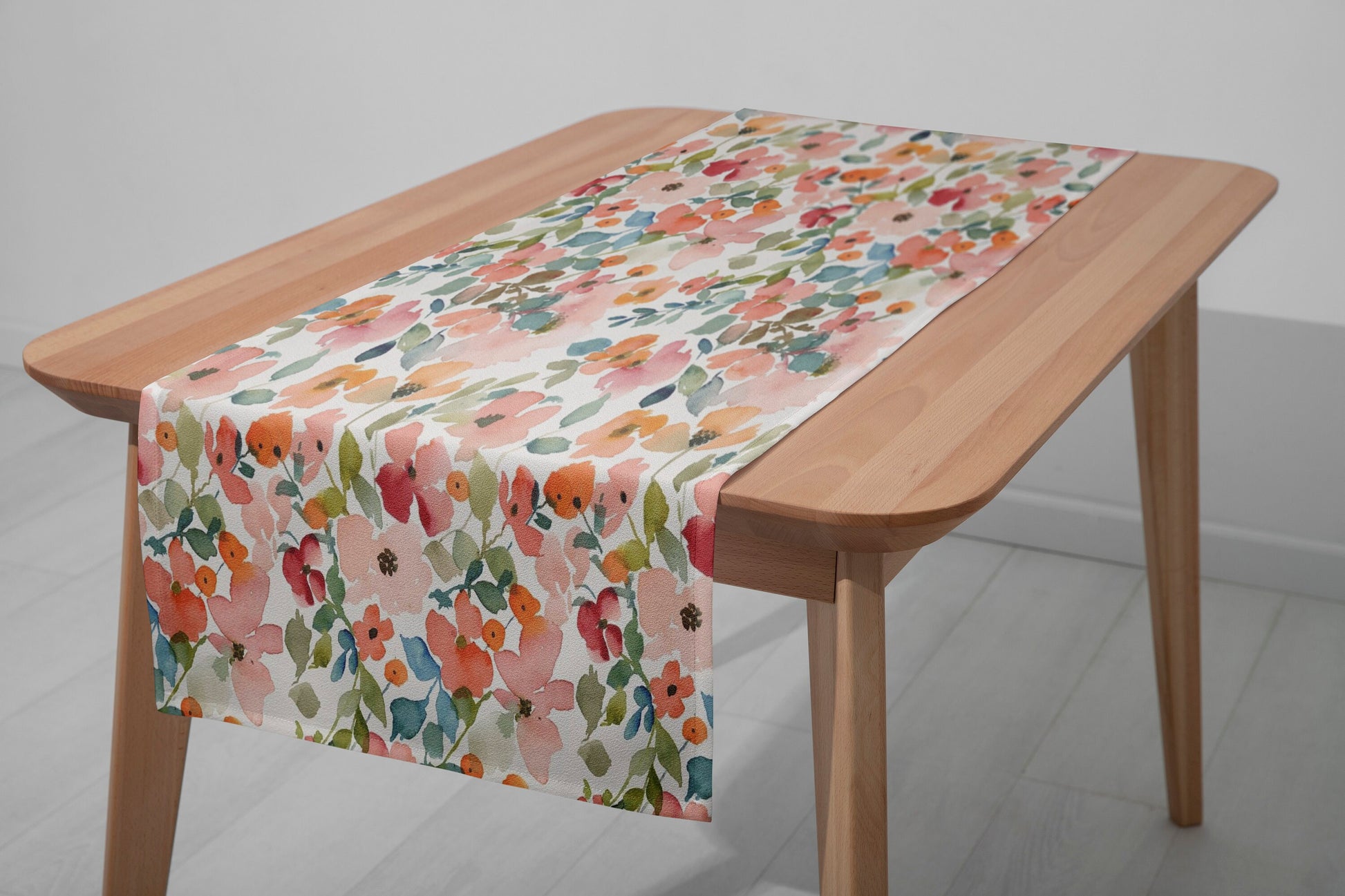 Spring Flower Table Runner, Floral Dining Room Table Top, Blossom Paint Effect Summer Kitchen Table Cloth, Leaves Table Cloth