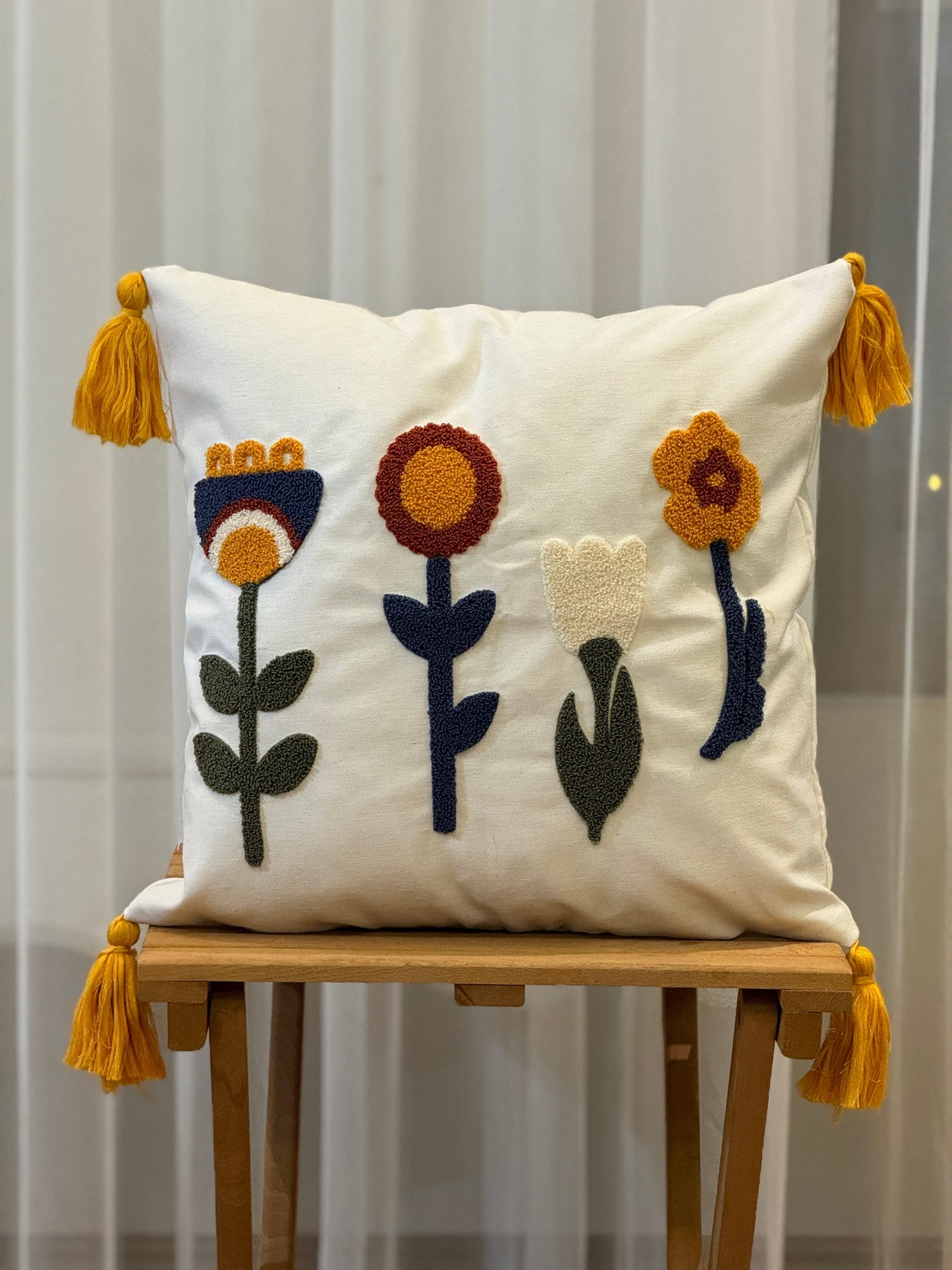 Floral Punch Pillow Cover, Embroidered Bedroom Euro Pillow Sham, Daisy Needle Punch Living Room Decoration, Spring Flower Home Decor